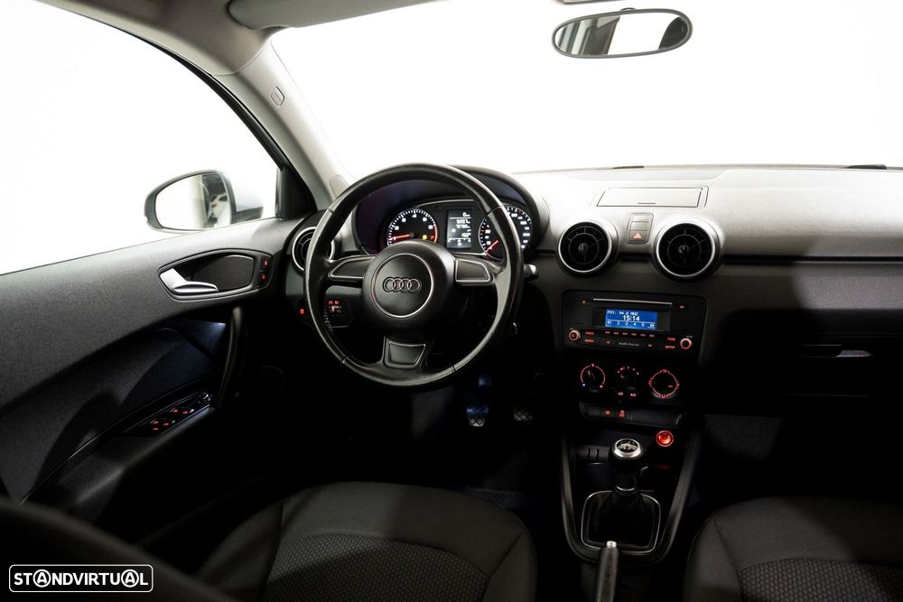 Audi A1 Sportback 1.0 TFSI Design - 4