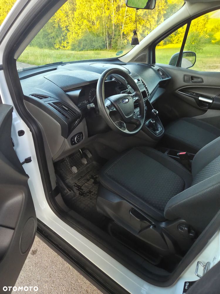 Ford Transit Connect - 9
