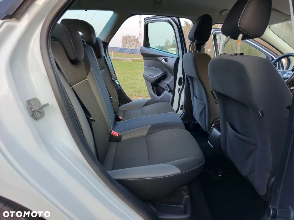 Ford Focus 2.0 TDCi Edition - 17