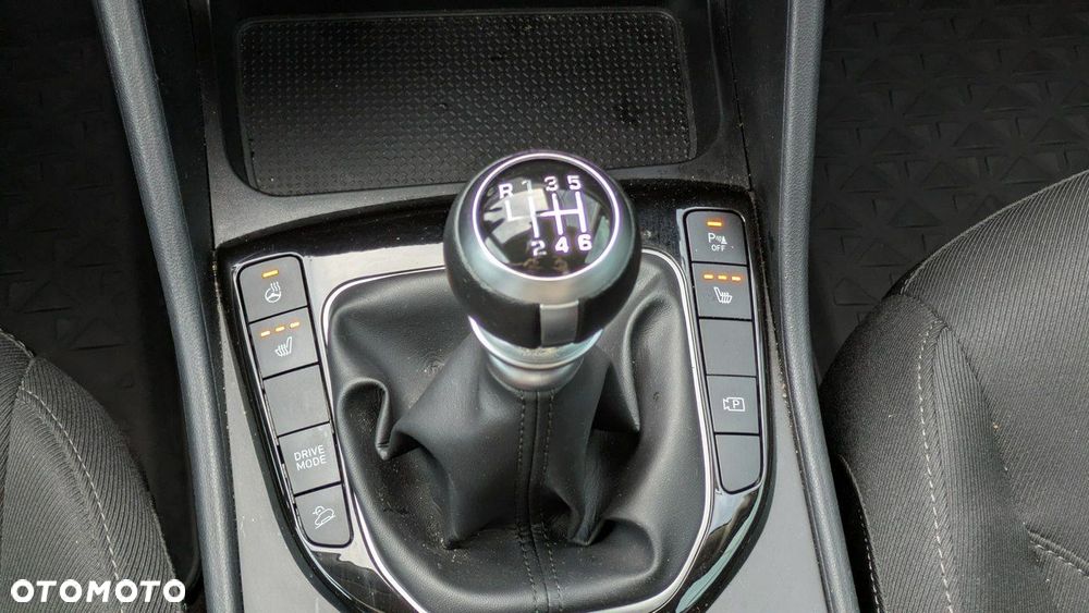 Hyundai Tucson 1.6 T-GDi Smart 2WD - 22