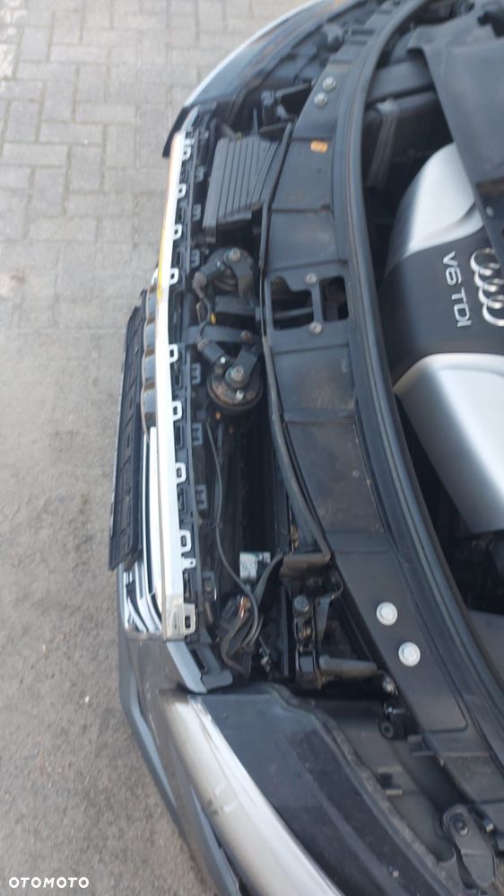 Audi A8 3.0 TDI L Quattro - 14