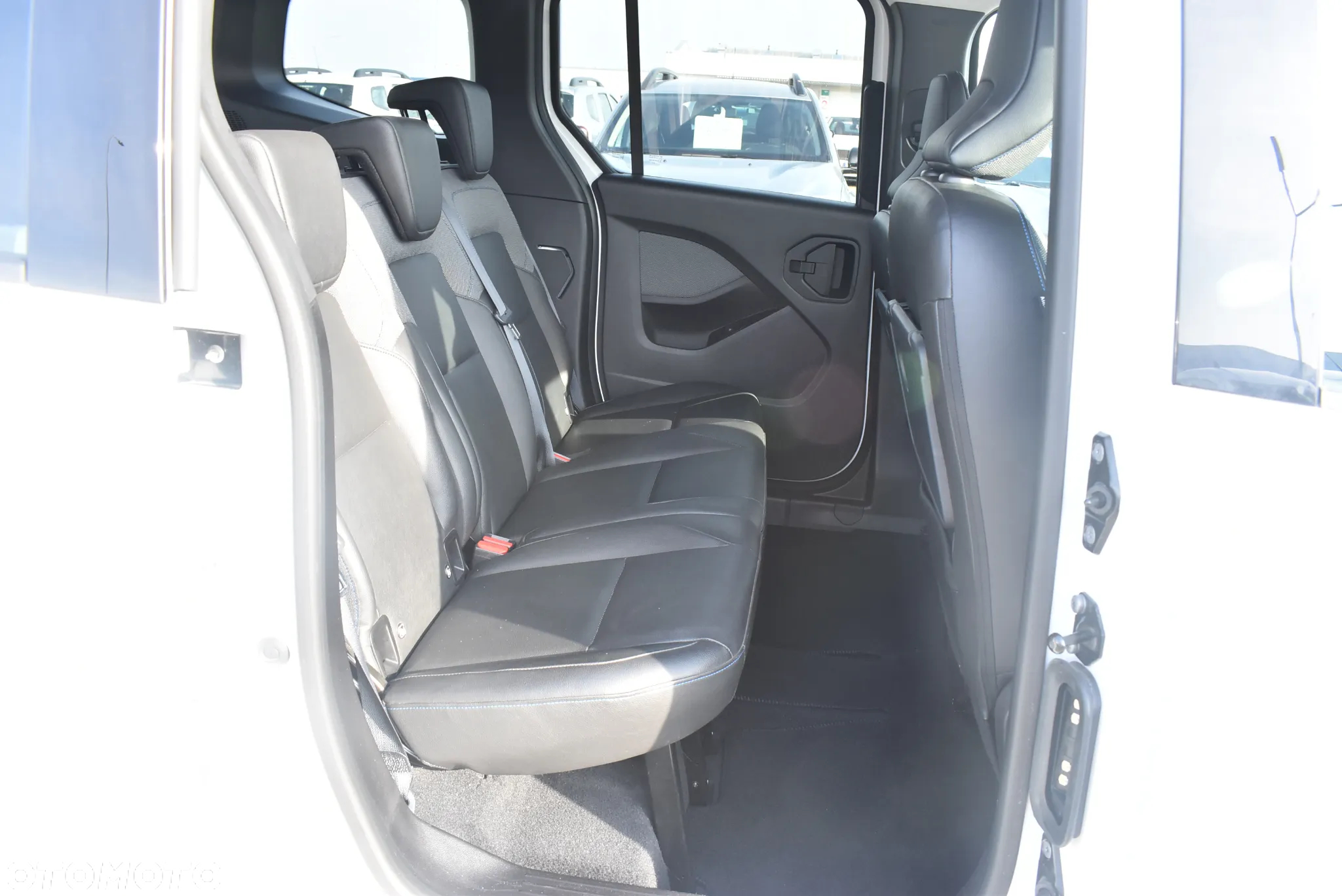 Nissan Townstar Combi 1.3 DIG-T L1 Tekna - 16