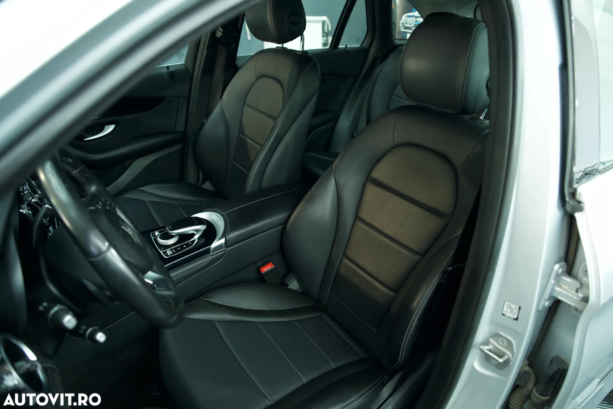 Mercedes-Benz GLC 220 d 4MATIC - 15