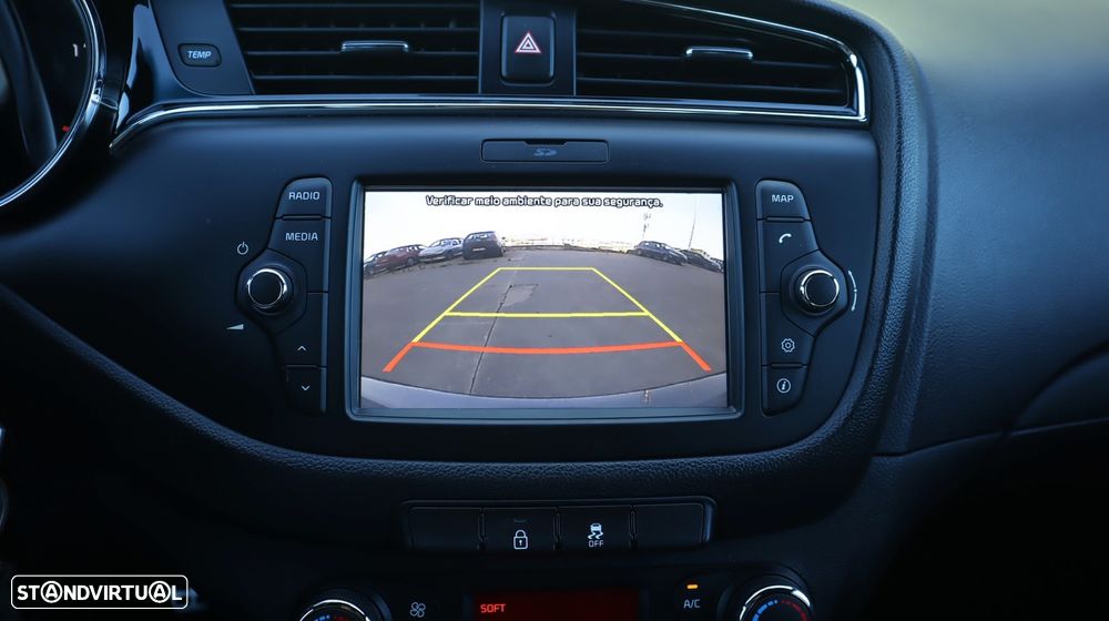 Kia Ceed 1.0 T-GDi GT Line - 38