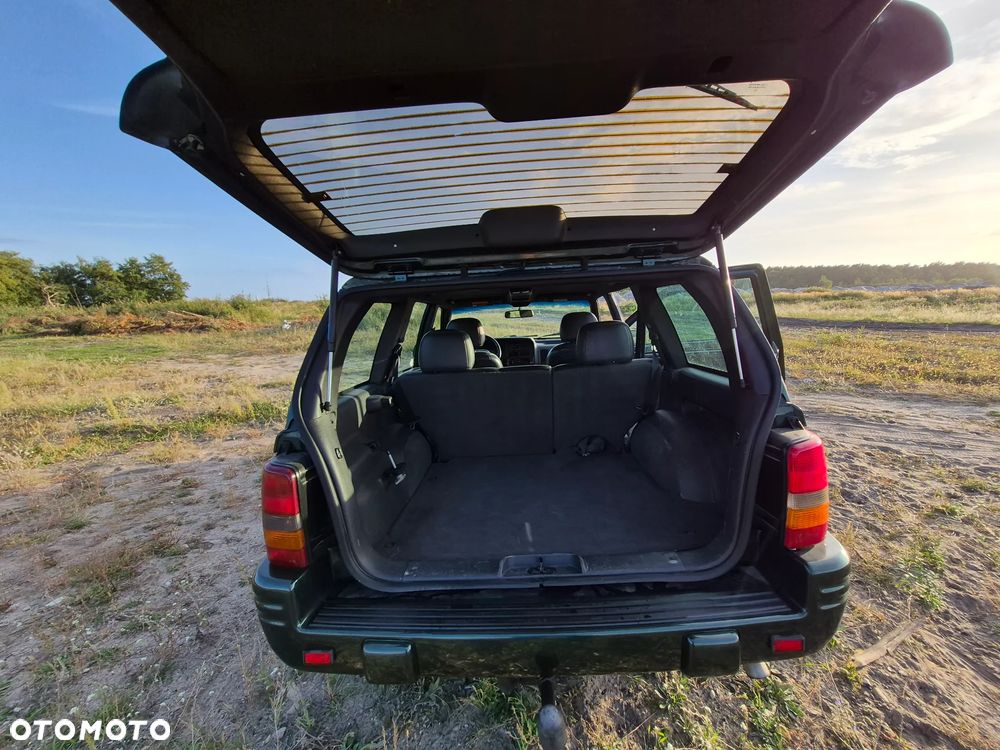 Jeep Grand Cherokee - 10