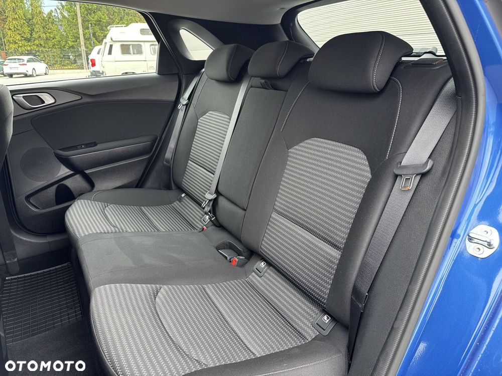 Kia Ceed 1.5 T-GDI M DCT - 22