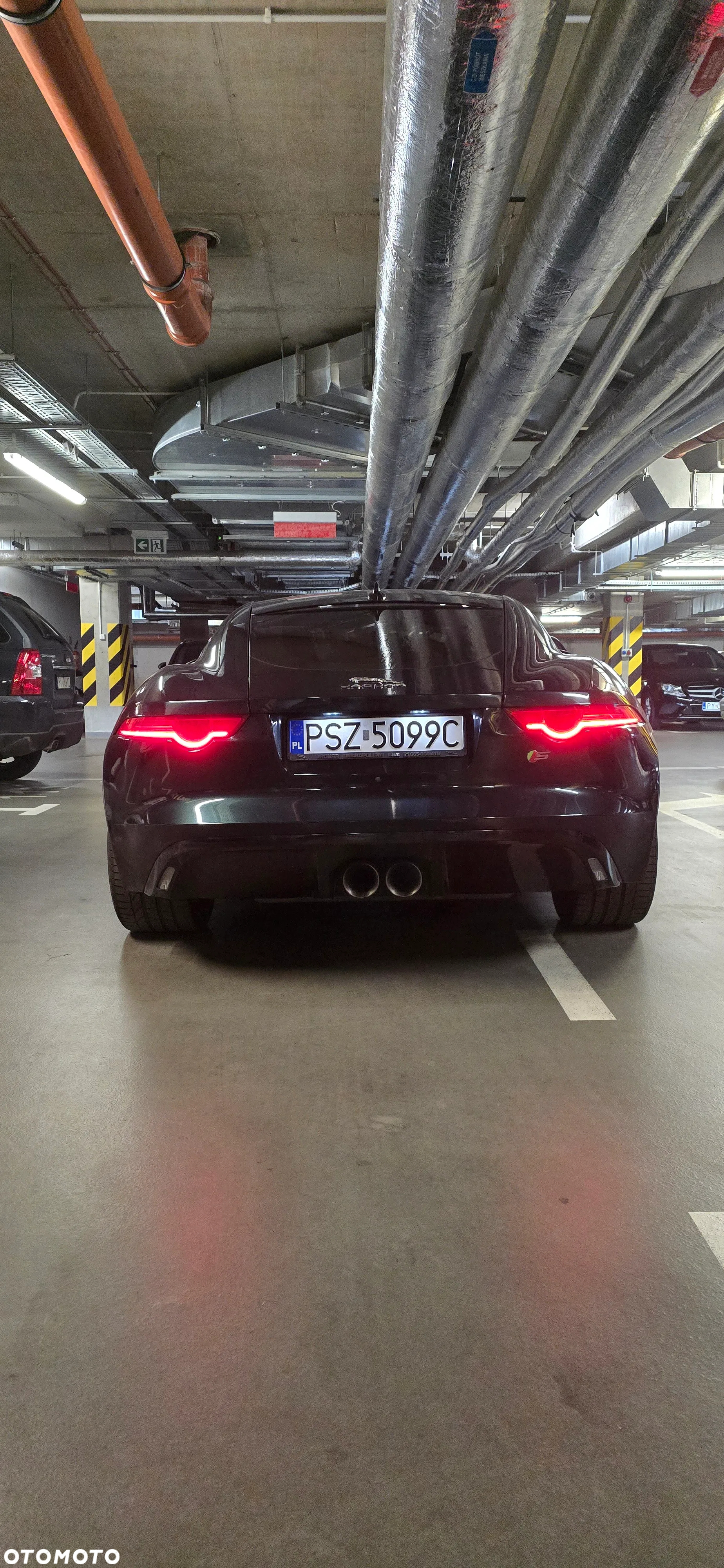 Jaguar F-Type - 12