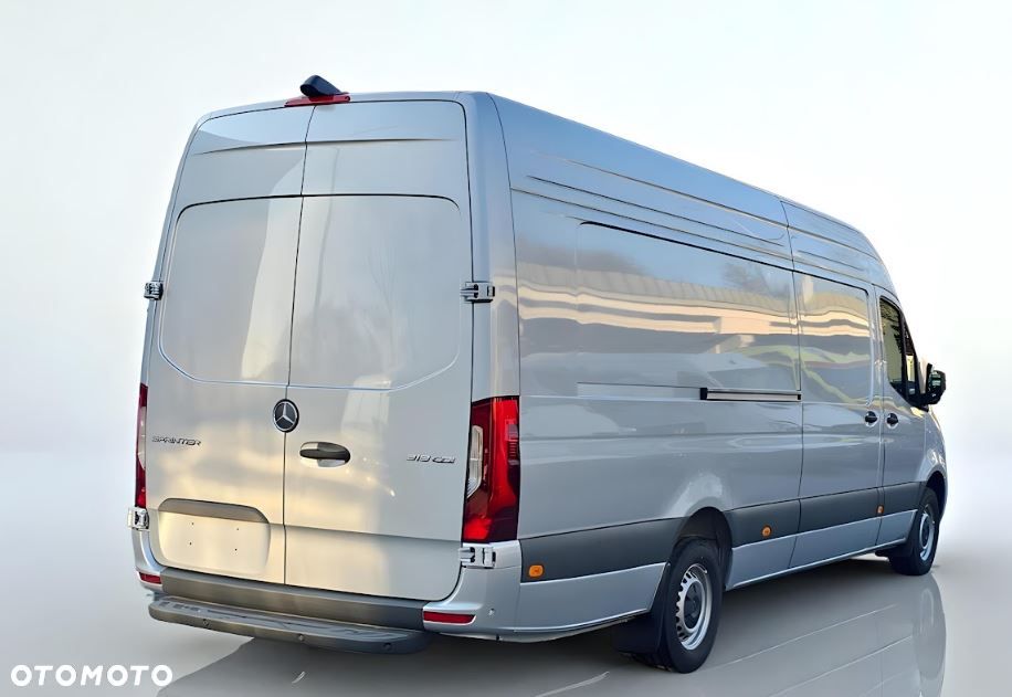 Mercedes-Benz Sprinter 319 Ekstra Long L4H2 - 3