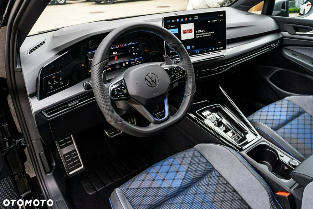 Volkswagen Golf - 17