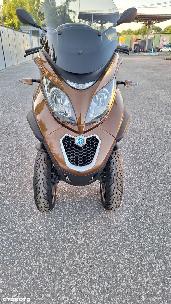 Piaggio MP-3 - 22