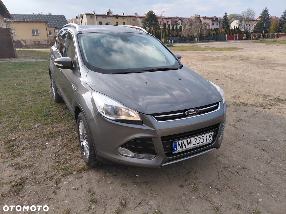 Ford Kuga 1.6 EcoBoost 2x4 Titanium - 1