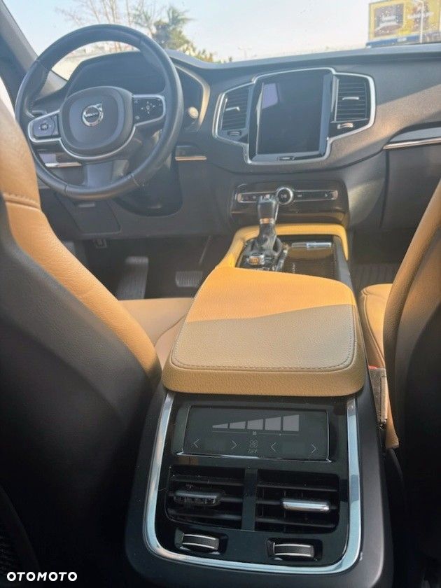 Volvo XC 90 T6 AWD Geartronic Momentum - 9