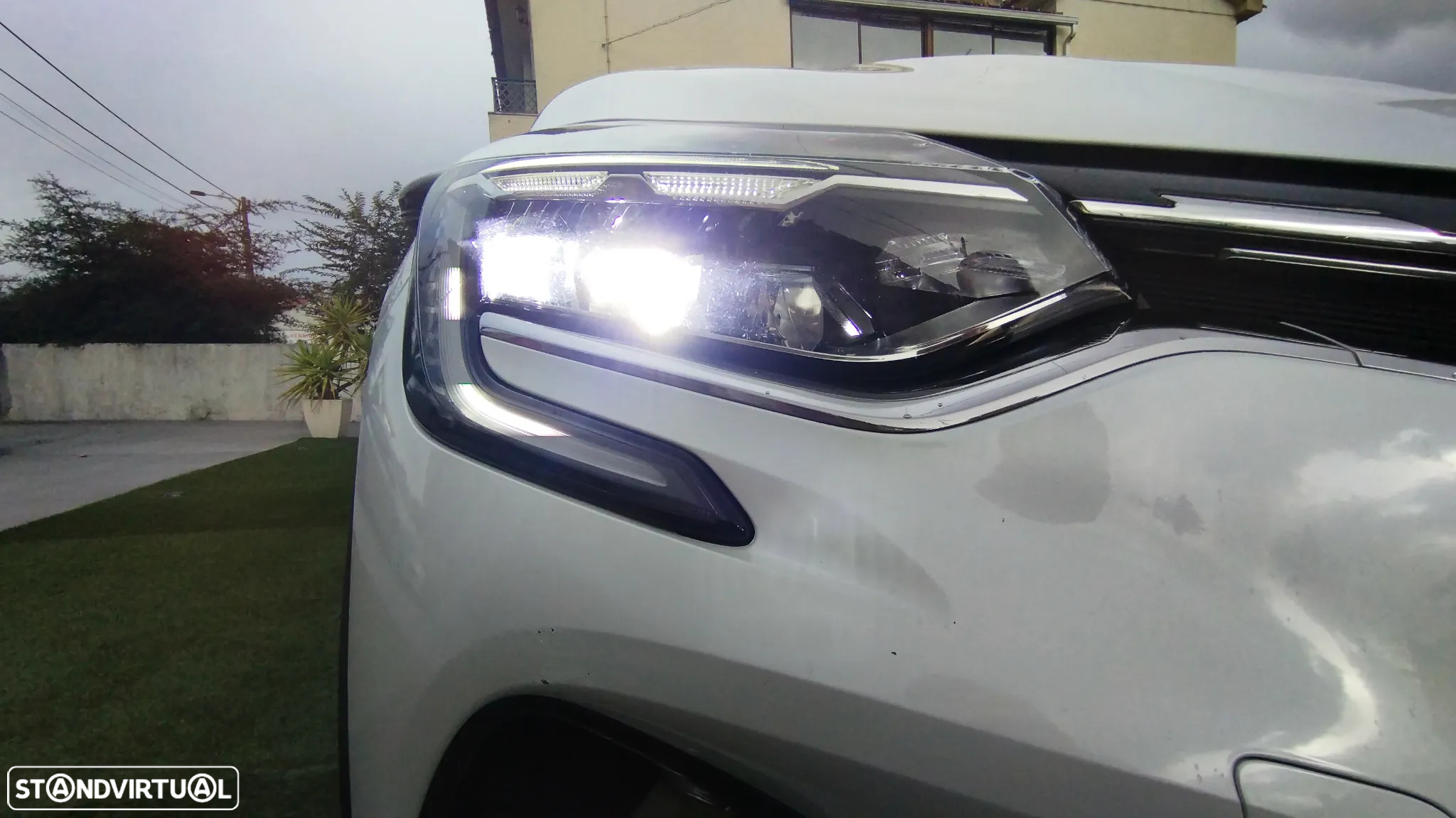 Renault Captur 1.6 E-Tech Plug-In Intens - 3