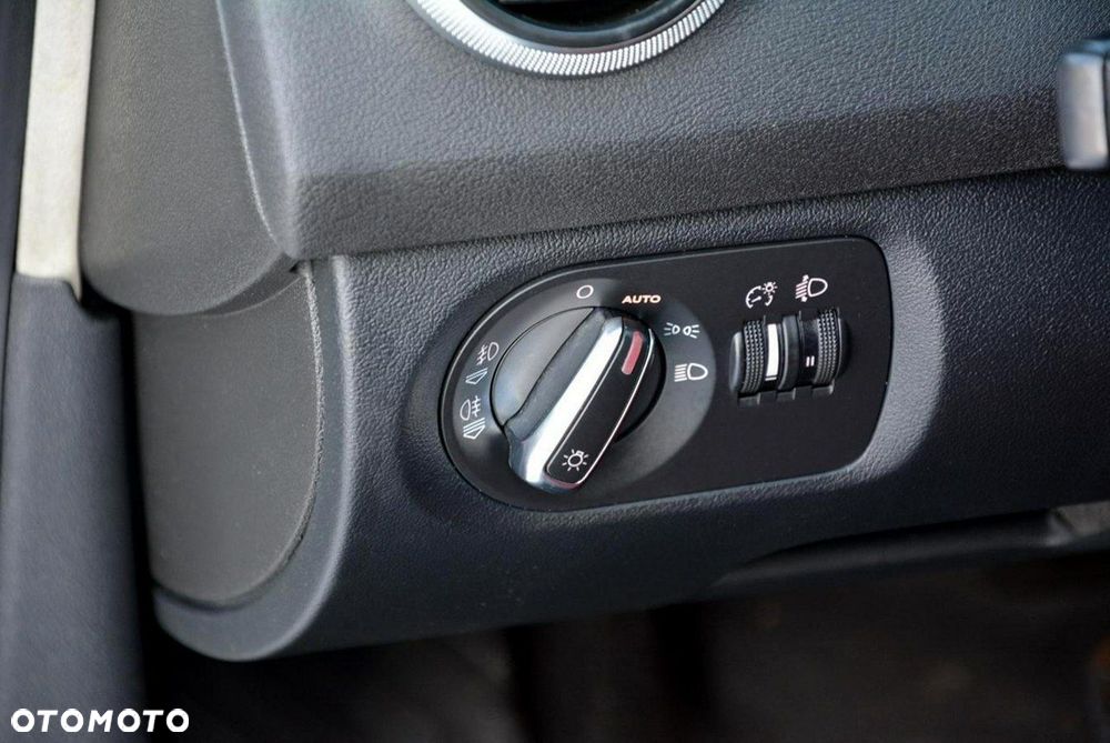 Audi A3 Sportback 1.8 TFSI Attraction S tronic - 34