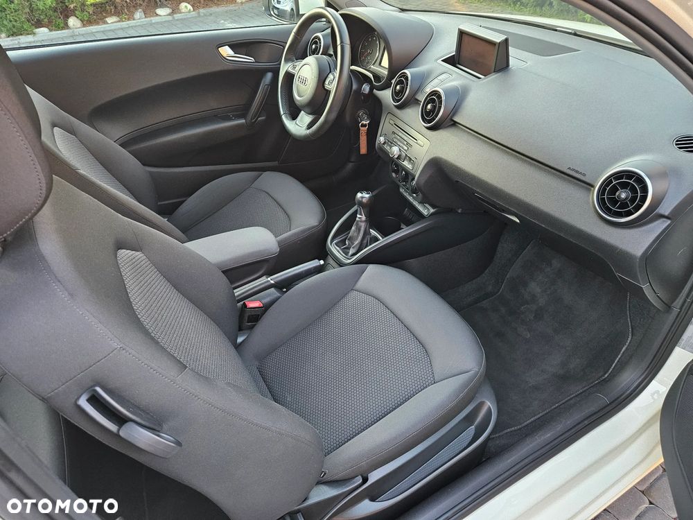 Audi A1 3-drzwiowe 1.4 TFSI S line edition - 12