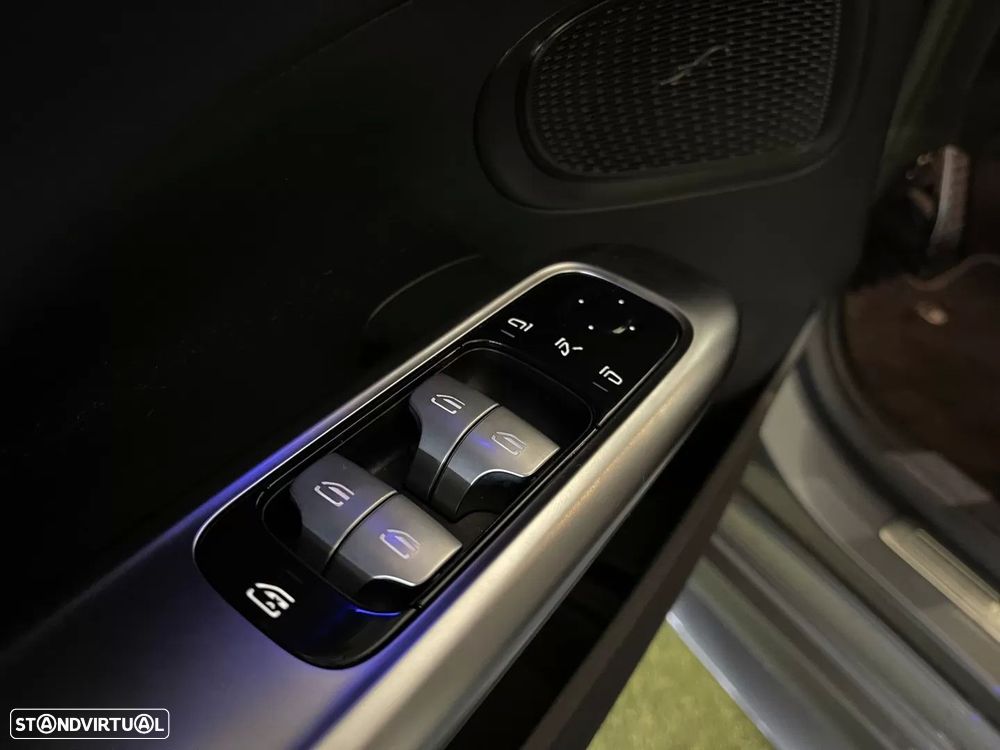 Mercedes-Benz C 300 e AMG Line - 45