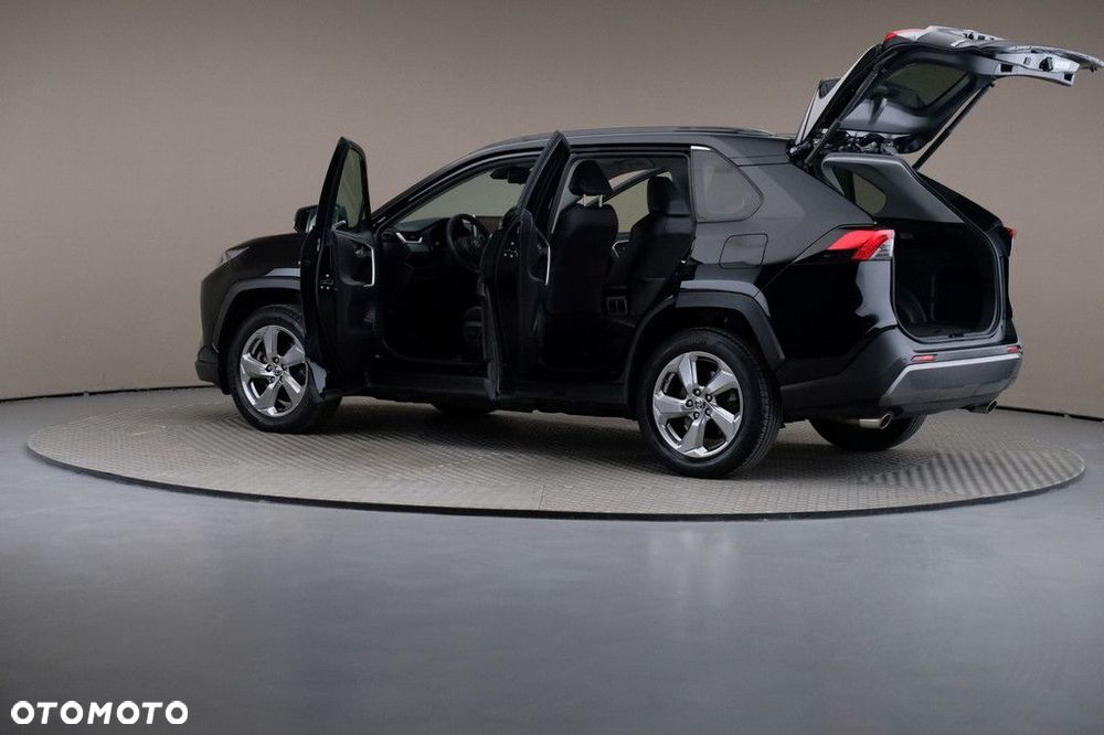 Toyota RAV4 - 7