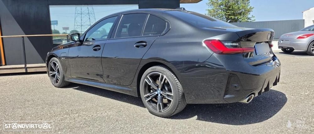 BMW 330 e Pack M Auto - 11