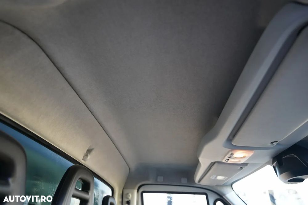 Iveco DAILY 35-140 / BENĂ BASCULABILĂ DIN OȚEL / ROȚI DUBLE PE PUNTEA SPATE / CUTIE DE VITEZE MANUALĂ / IMPORT - 35