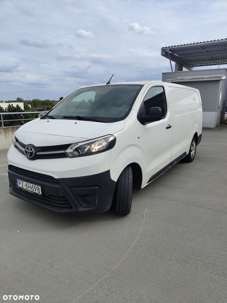 Toyota Proace - 1