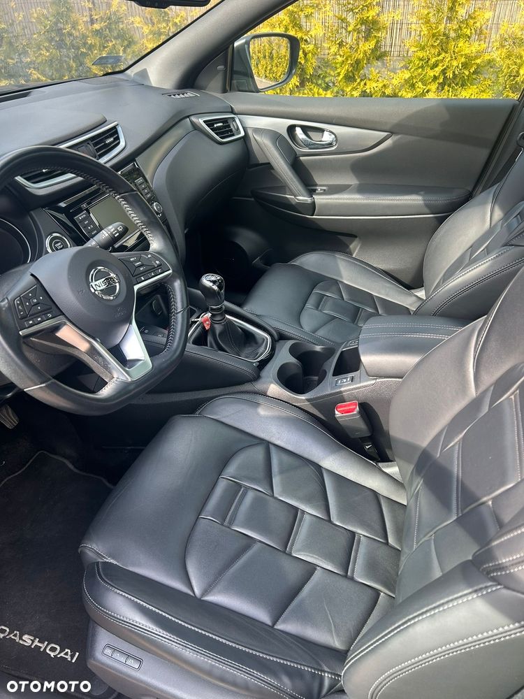 Nissan Qashqai 1.3 DIG-T Tekna - 12