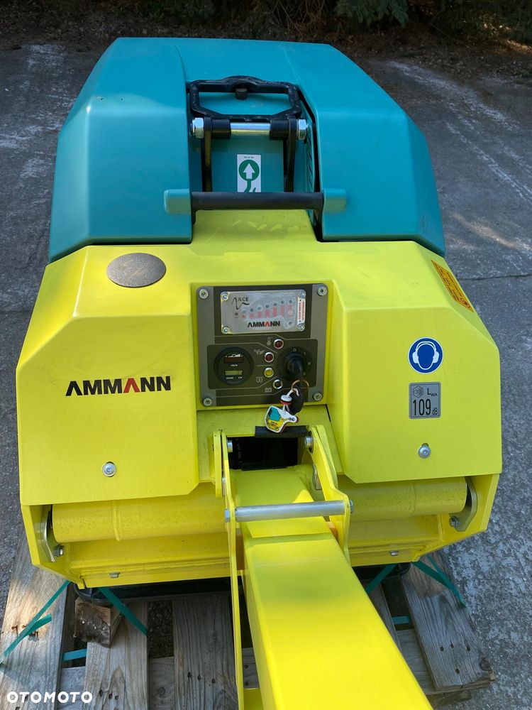 Ahlmann NOWA Ammann APH 85/95 KU ACEecon  725 kg, czujnik zagęszczenia - 4