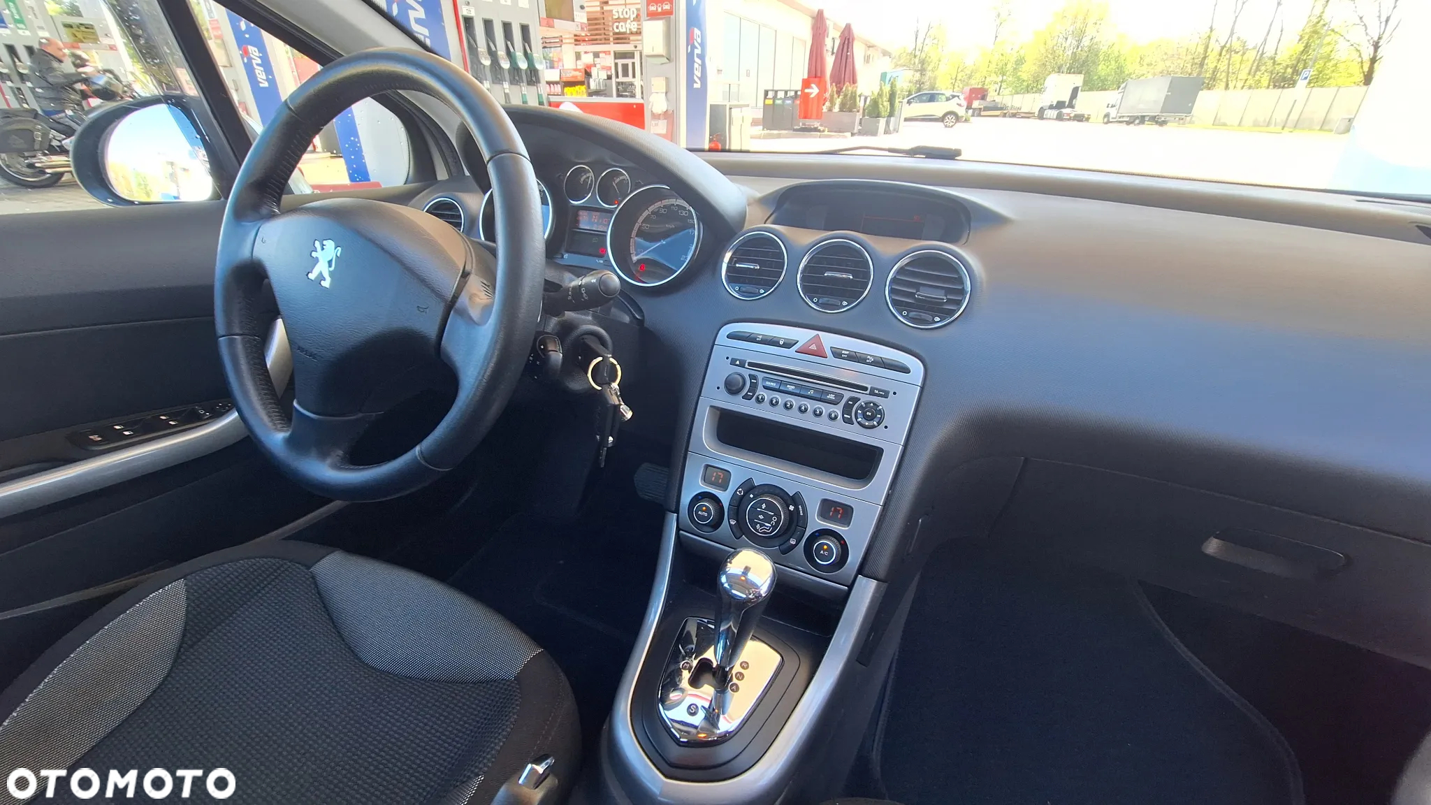 Peugeot 308 HDi FAP 110 EGS6 Platinum - 7