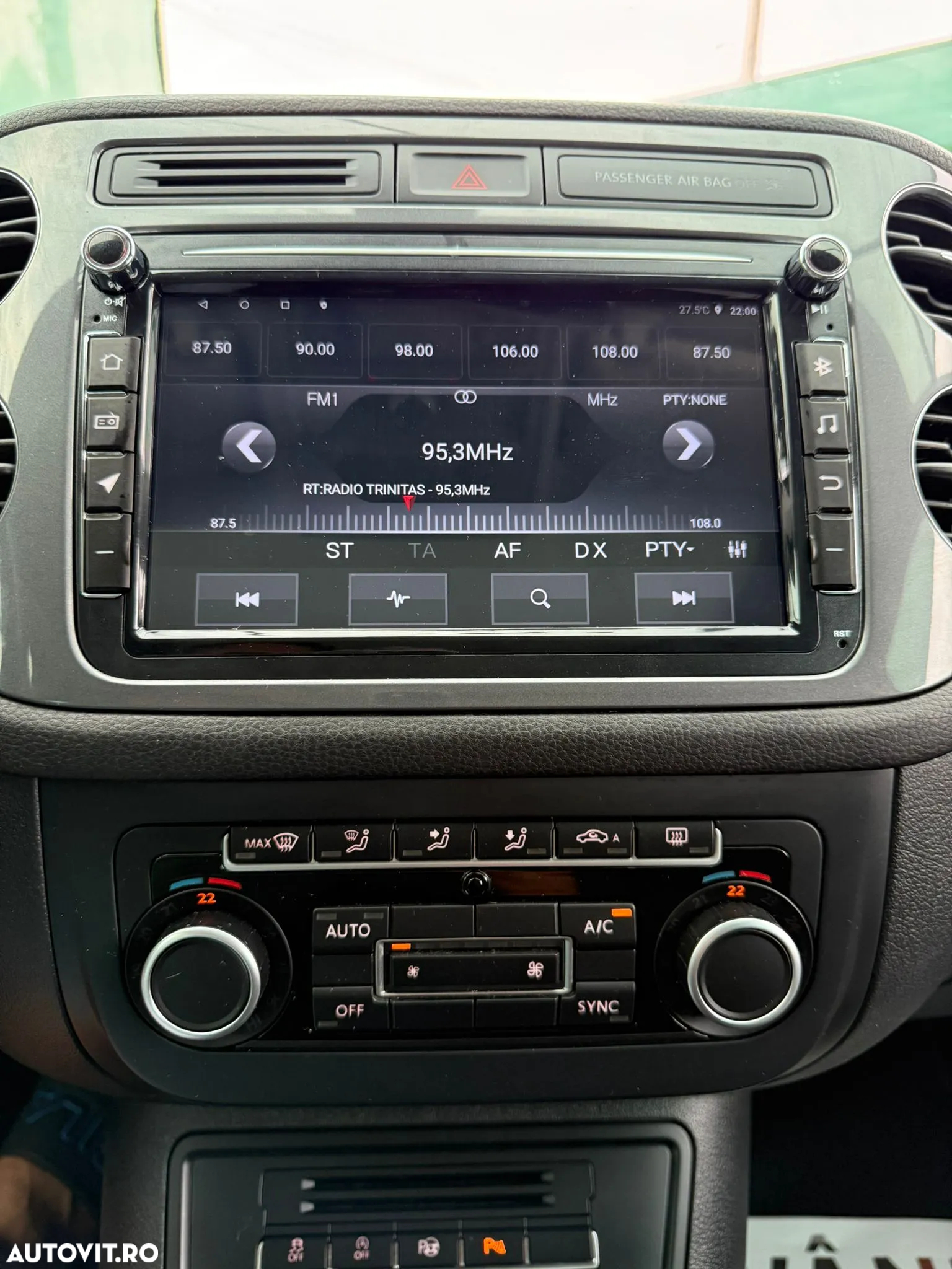 Volkswagen Tiguan - 7