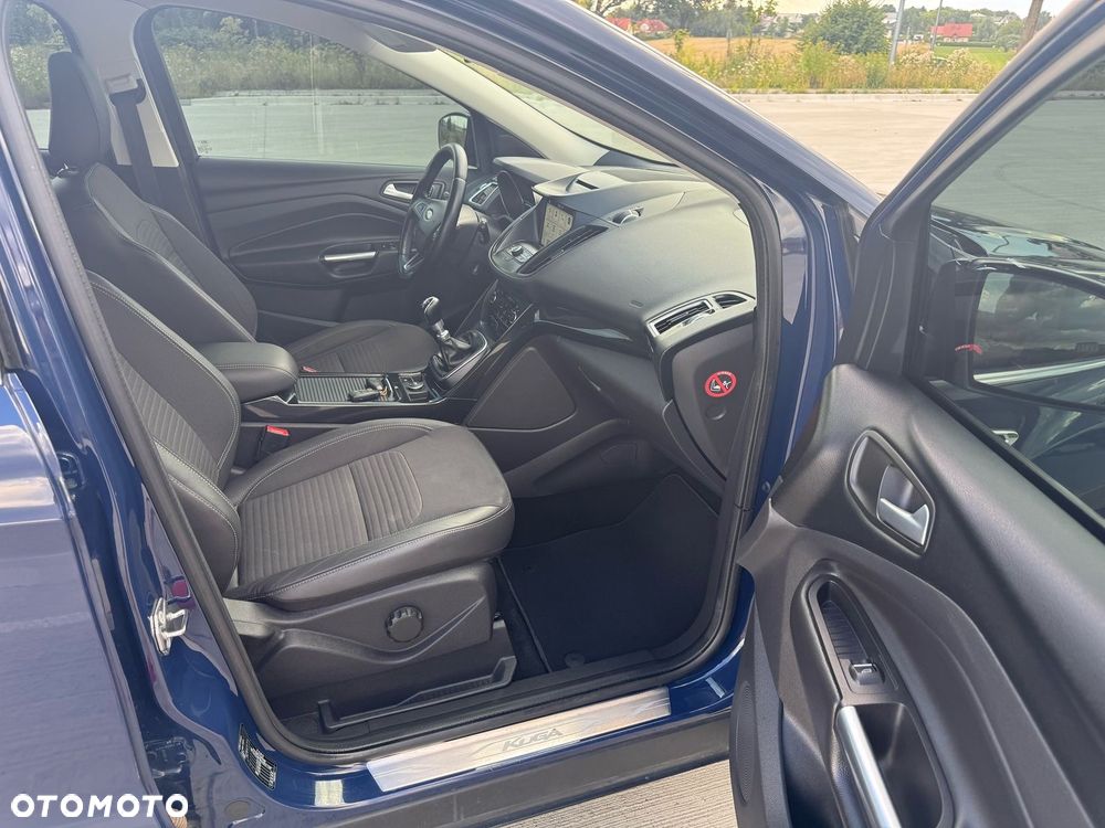 Ford Kuga 2.0 TDCi 4WD Trend - 25