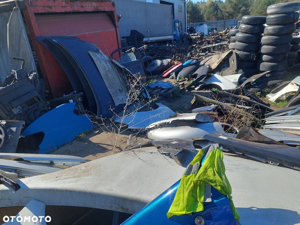 KOMPLETNY PRZÓD MASKA ZDERZAK BŁOTNIKI LAMPY PAS FIAT PUNTO II 647 - 24