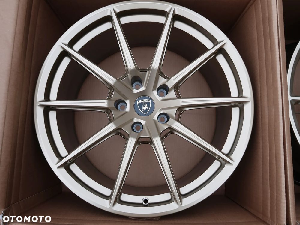 Felgi Aluminiowe Lamborghini URUS 21'' Gold Edytion - 5
