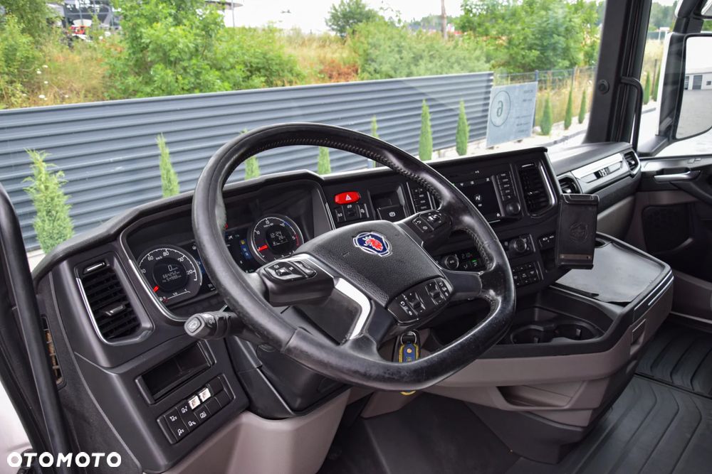 Scania 500S / FULL AIRMATIC / HYDRAULIKA / RETARDER / KLIMATYZACJA POSTOJOWA / ACC / KLIMA / 2 ZBIORNIKI PALIWA / FULL LEDY / FULL SPOILERY / SERWISOWANA / SPROWADZONA - 26