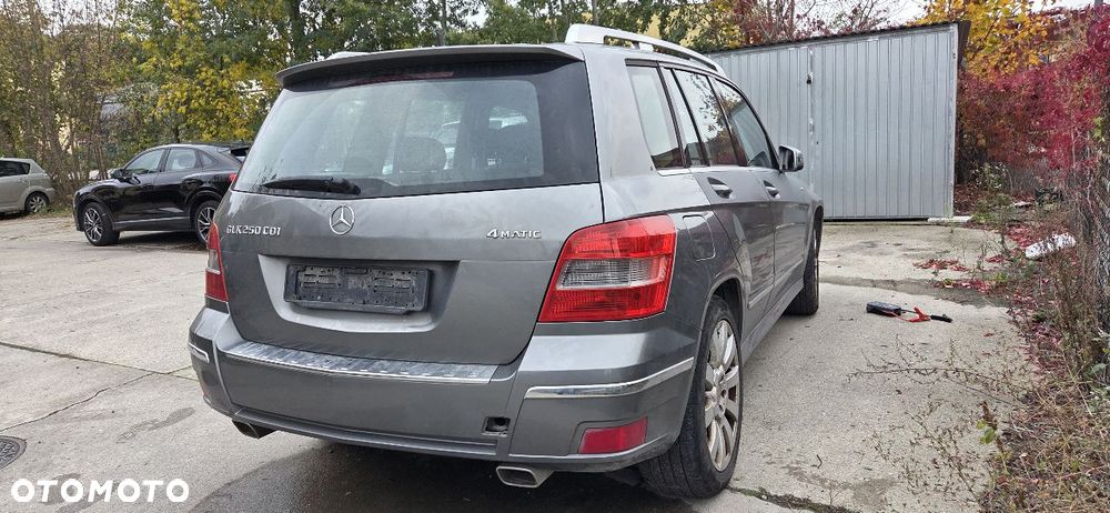 Mercedes-Benz GLK - 10