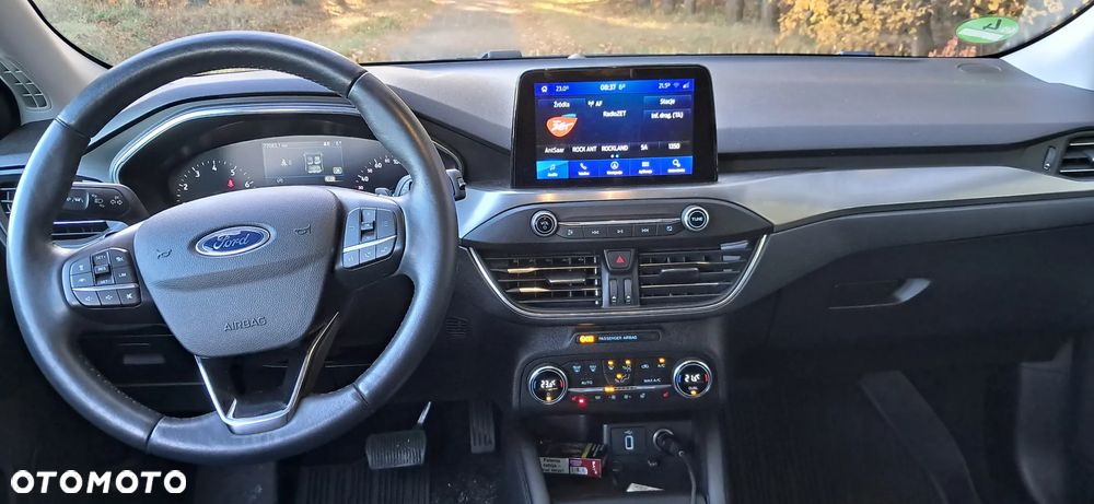 Ford Focus 1.5 EcoBoost Start-Stopp-System Business Edition - 17