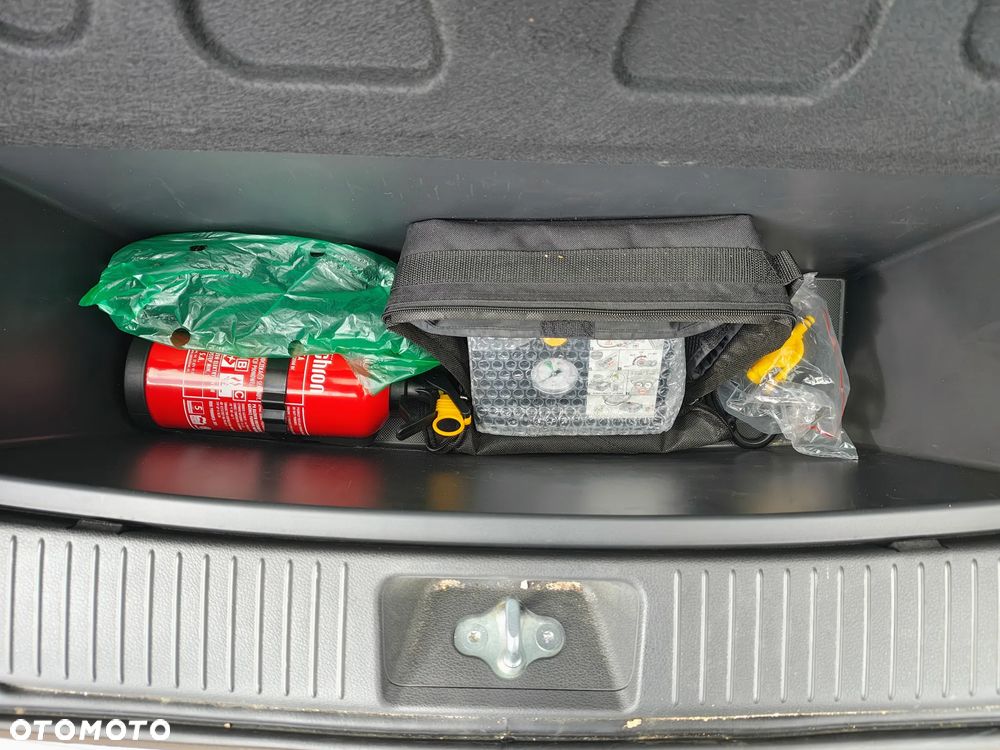 Hyundai i30 1.5 T-GDI 48V Smart - 27