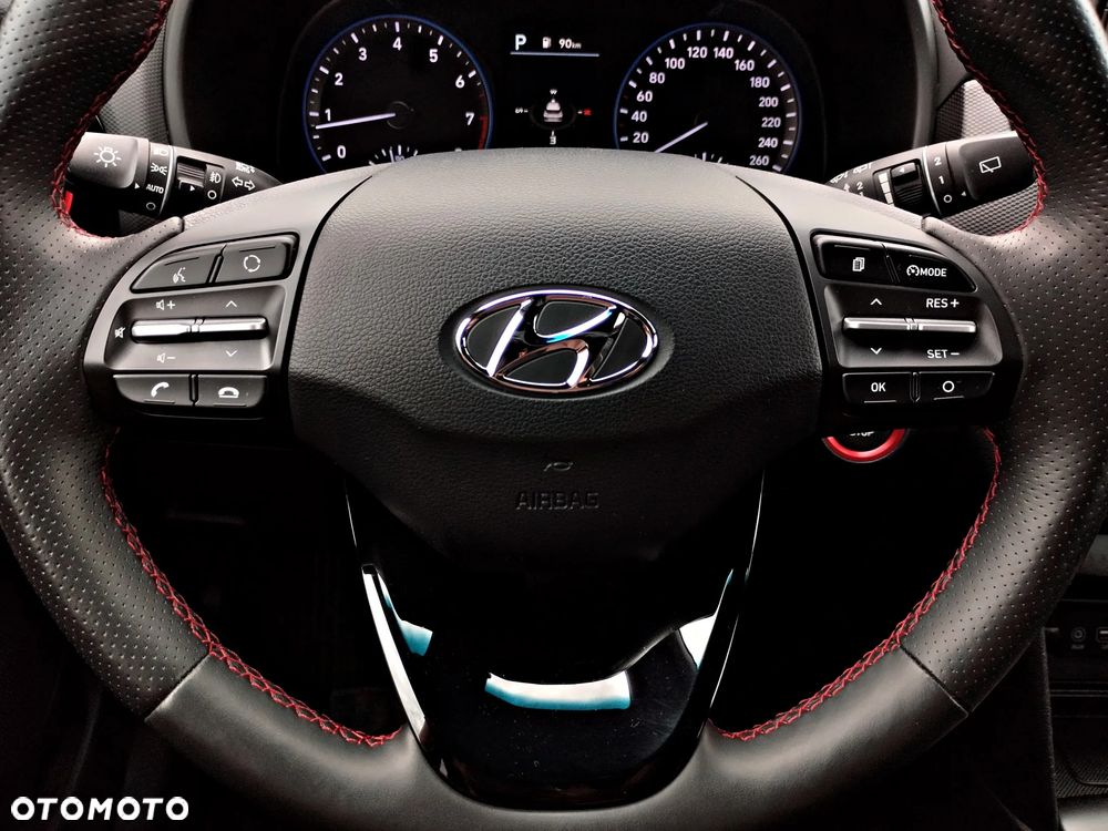 Hyundai Kona 1.6 T-GDI Premium 4WD DCT - 20