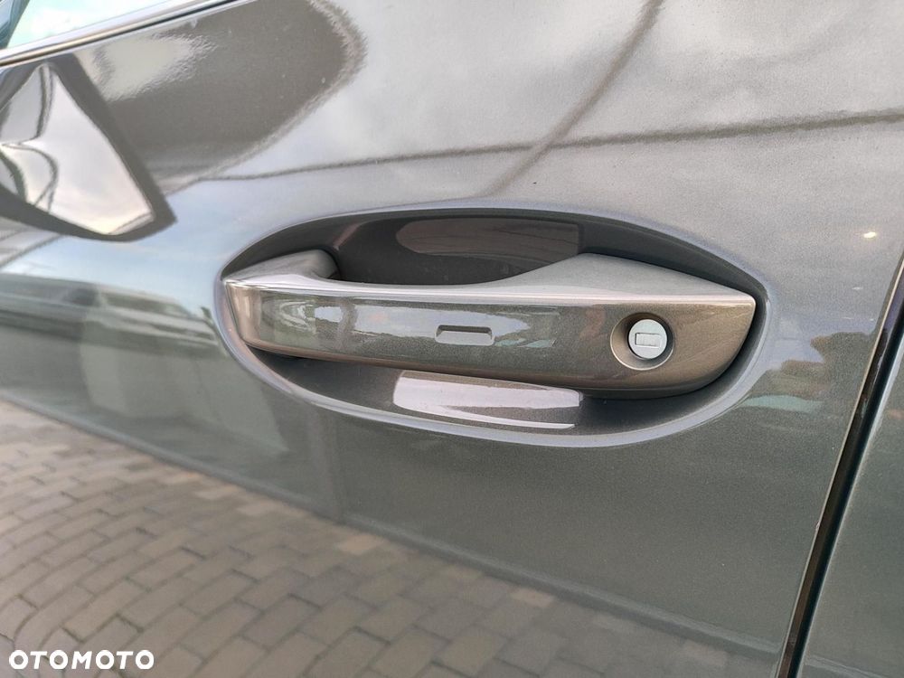 Volkswagen Tiguan - 14