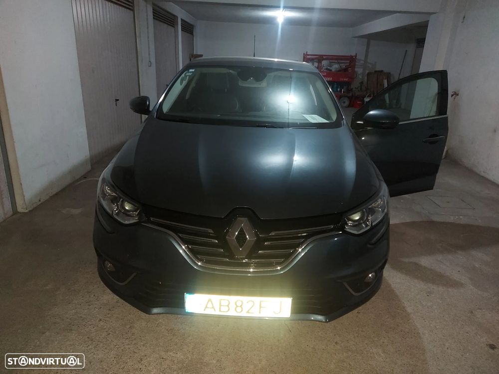 Renault Mégane 1.5 Blue dCi Zen - 3
