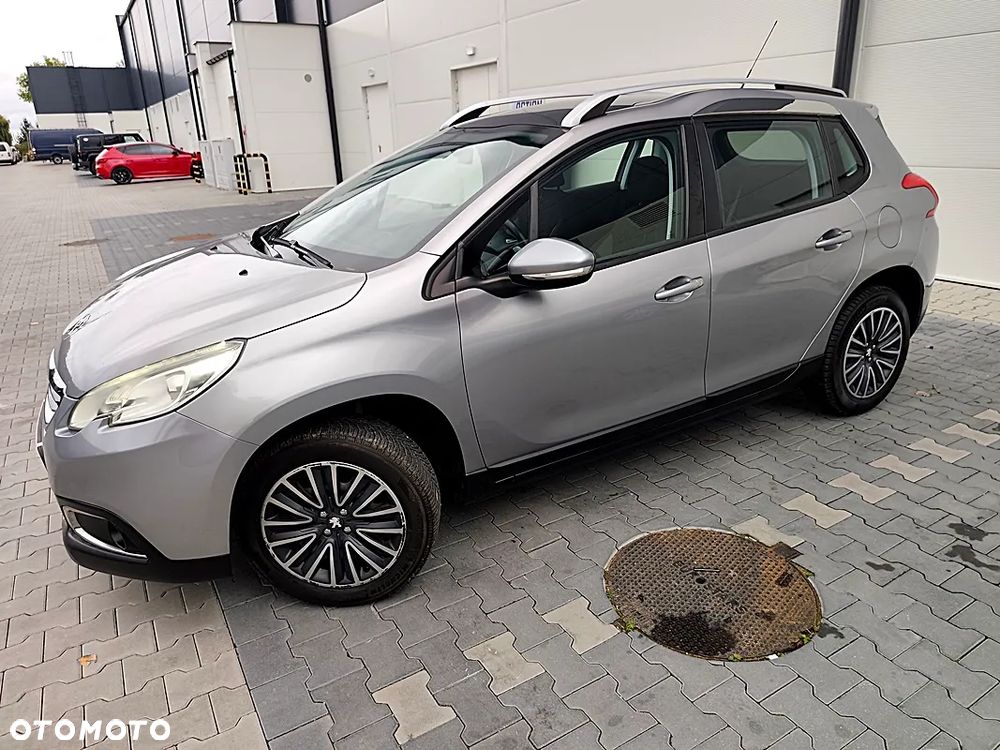 Peugeot 2008 1.2 Pure Tech Active - 16