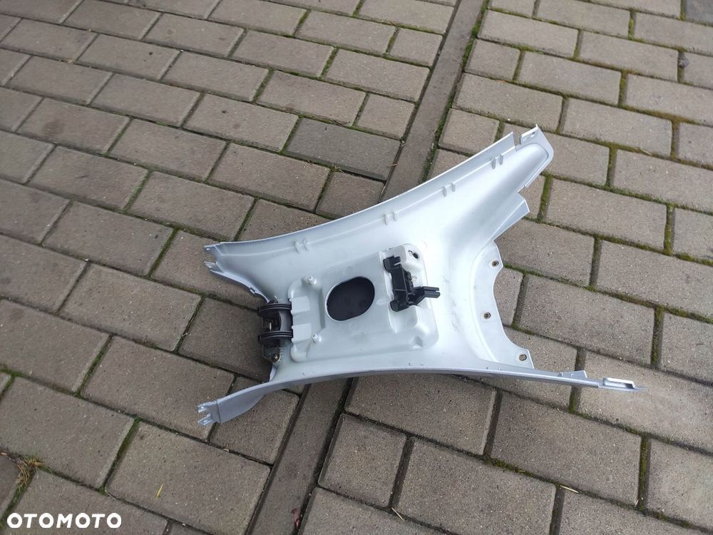 EU TUNEL ŚRODKOWY OSŁONA PIAGGIO X-EVO 125 07- - 3