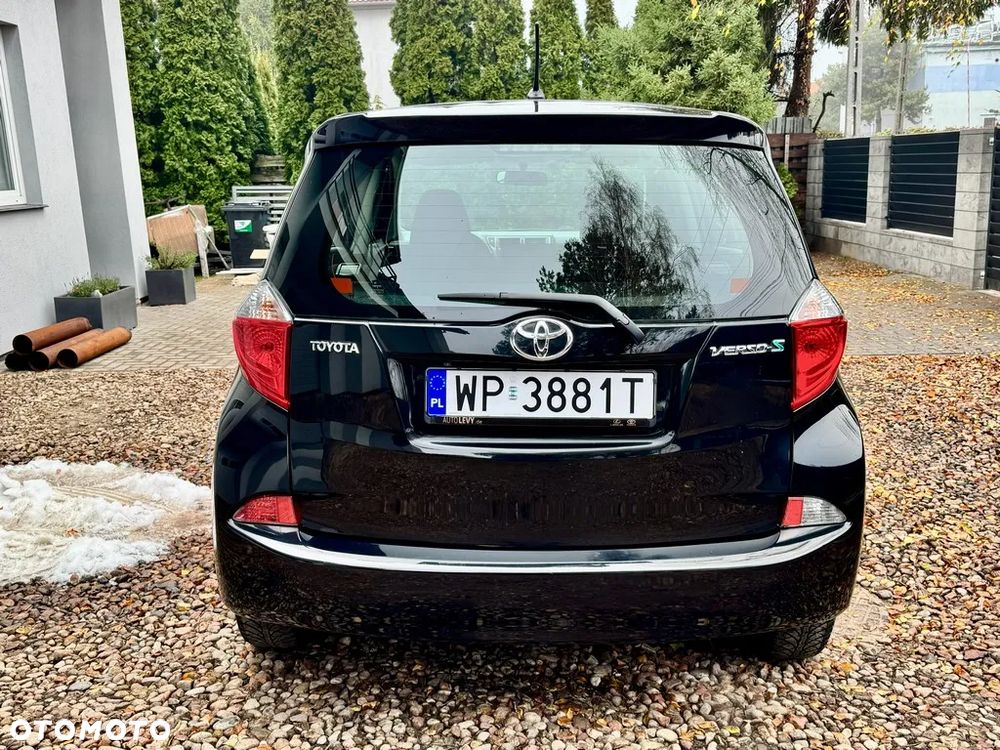 Toyota Verso S 1.33 VVT-i Comfort - 10