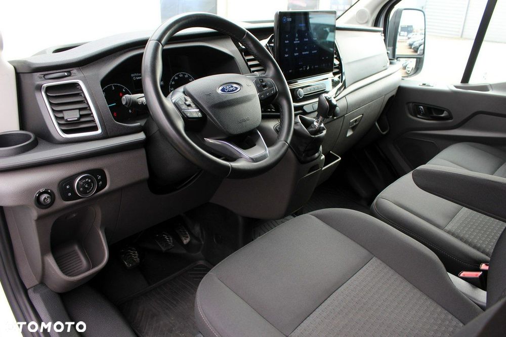 Ford Transit - 12
