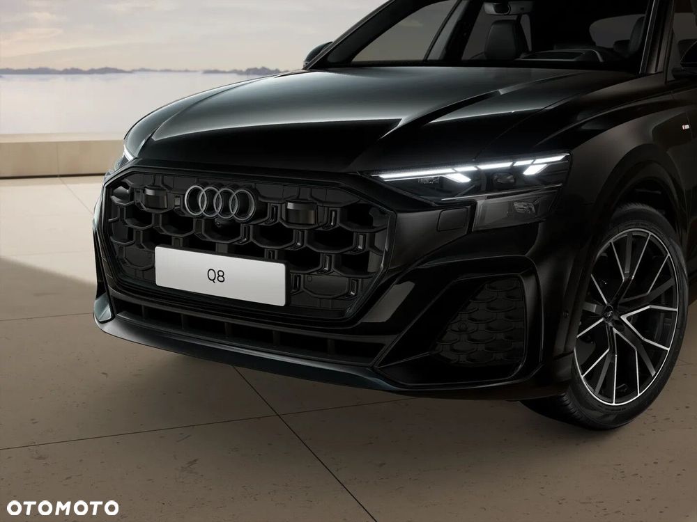Audi Q8 - 2
