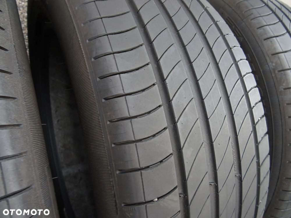 215/55/R18 99V Michelin Primacyu 4 - 5
