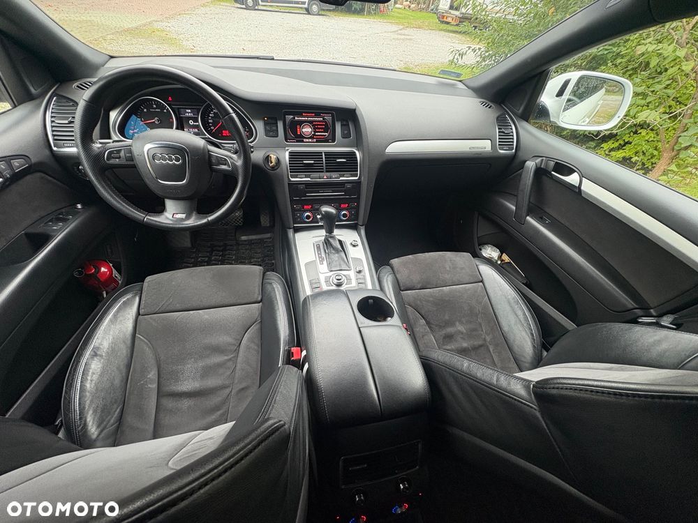 Audi Q7 - 12