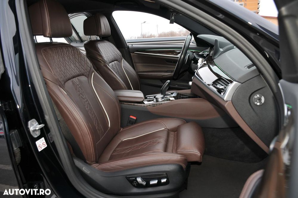 BMW Seria 5 530d xDrive Aut. Sport Line - 9