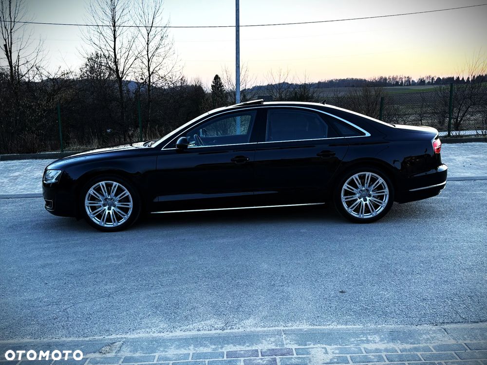 Audi A8 4.2 TDI DPF (clean diesel) quattro tiptronic - 9