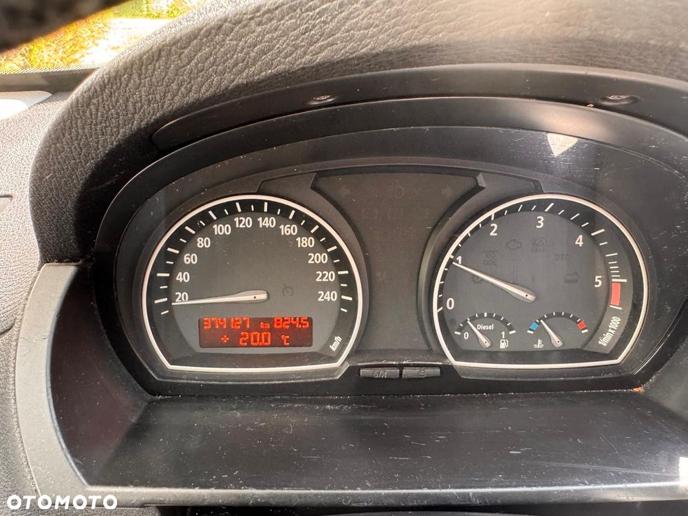BMW X3 2.0d - 12