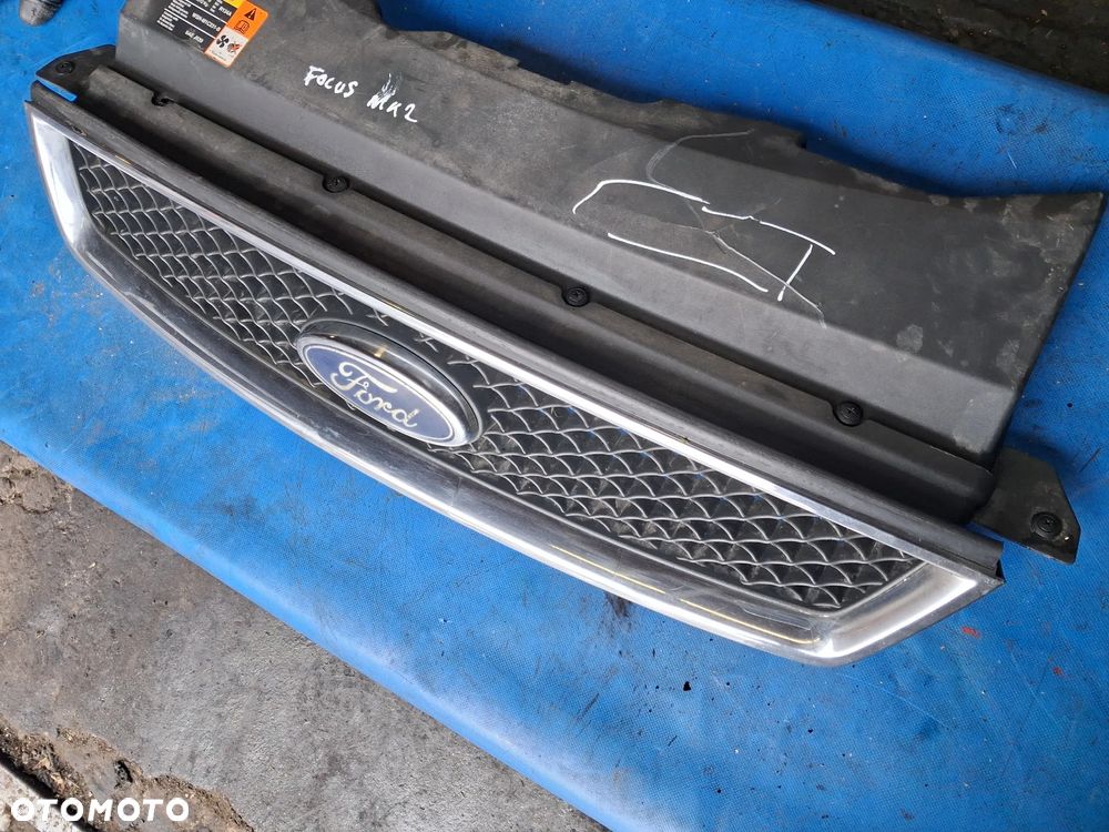 Grill atrapa zderzaka Ford Focus Mk2 przód zamek maski - 3