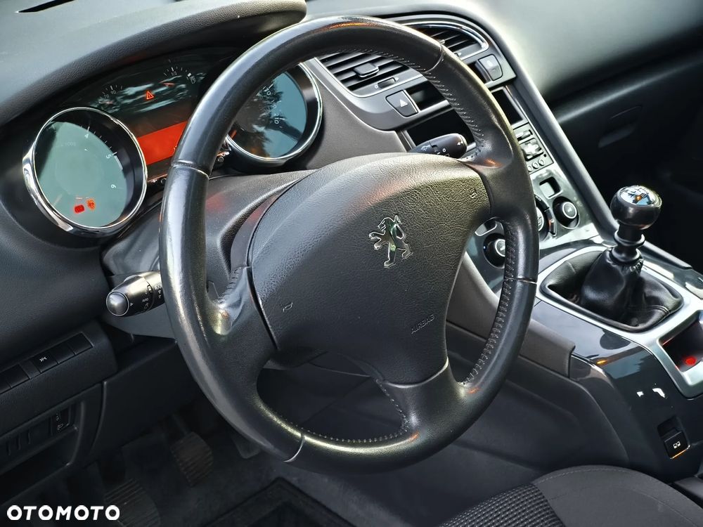 Peugeot 5008 1.6 HDi Active 7os - 18